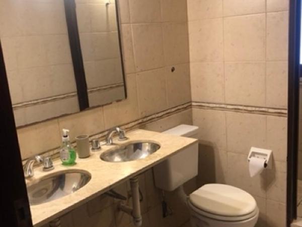 Departamento zona residencial CON PILETA : photo 10 de la chambre appartement avec vue sur la montagne