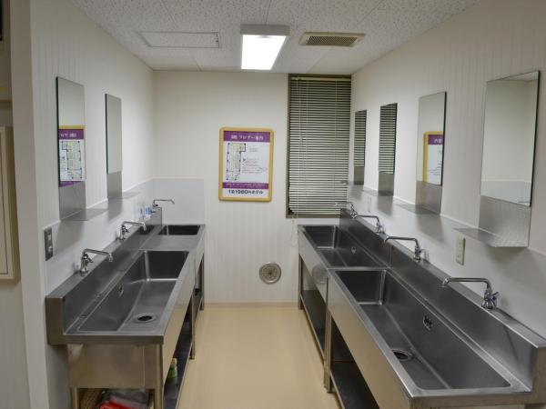 1 Night 1980 Hostel Tokyo Asakusa Simple Stay : photo 10 de la chambre chambre capsule - hommes uniquement