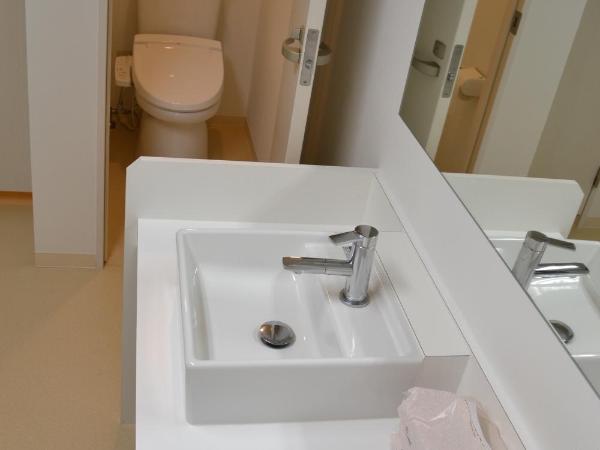 1 Night 1980 Hostel Tokyo Asakusa Simple Stay : photo 7 de la chambre chambre capsule - femmes uniquement