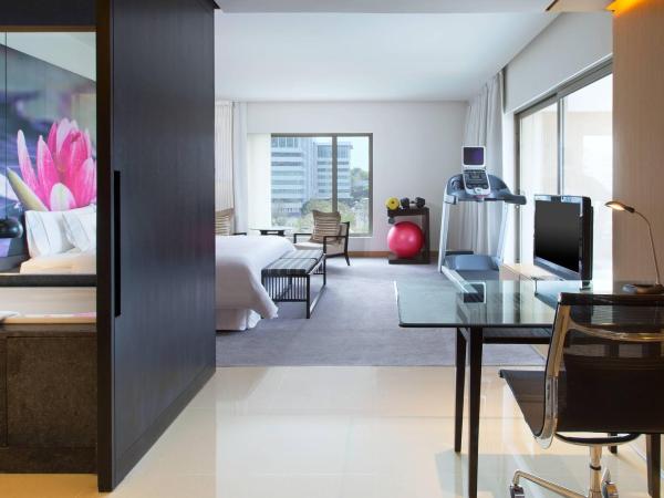 The Westin Hyderabad Mindspace : photo 1 de la chambre executive suite, lounge access, two way airport transfer, 2 twin/single beds