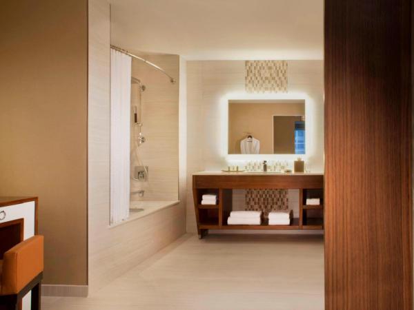 The Westin Dallas Downtown : photo 3 de la chambre junior suite, 1 bedroom suite, 2 queen