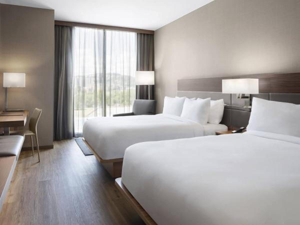 AC Hotel by Marriott Charlotte Ballantyne : photo 2 de la chambre chambre avec 2 grands lits queen-size