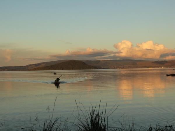 Lakeview Small Studio : photo 3 de la chambre grande villa