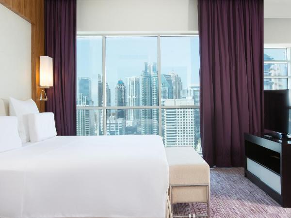 Pullman Dubai Jumeirah Lakes Towers : photo 5 de la chambre chambre lit king-size exécutive deluxe