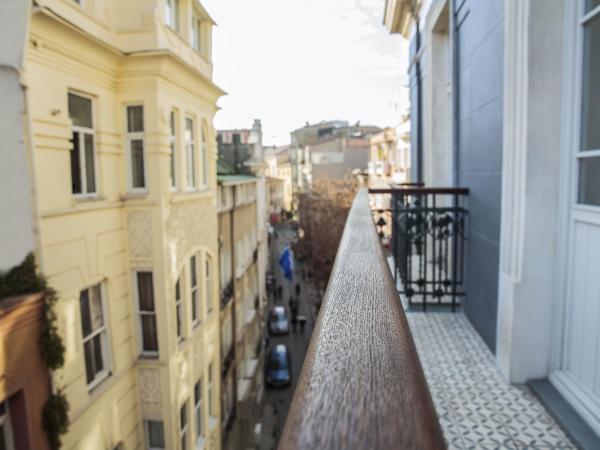 Corinne Art & Boutique Hotel : photo 8 de la chambre suite corinne