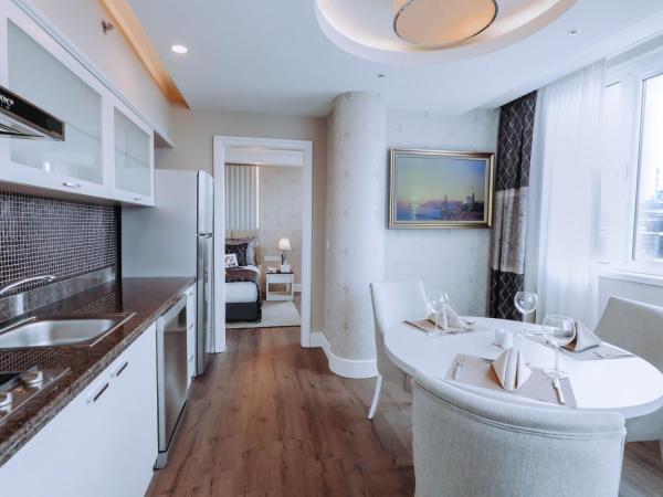 New Park Hotel : photo 9 de la chambre suite lit king-size avec accès gratuit au salon exécutif