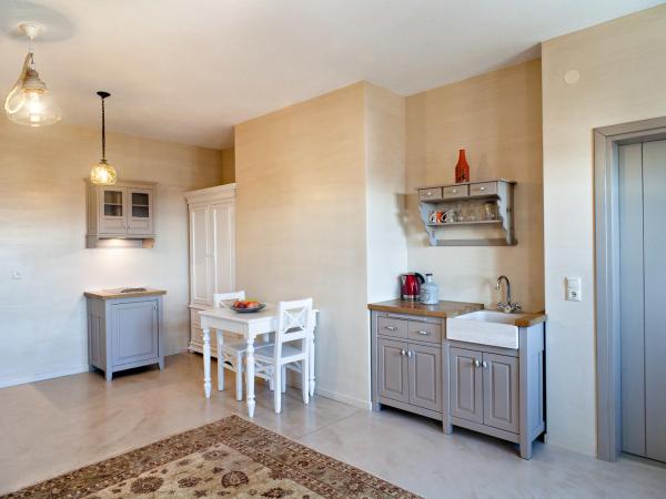 Haones Suites : photo 3 de la chambre studio lit queen-size - accessible aux personnes à mobilité réduite