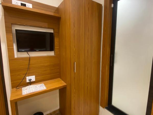 Hotel BKC Inn - Near Trade Center, Visa Consulate : photo 6 de la chambre chambre double deluxe