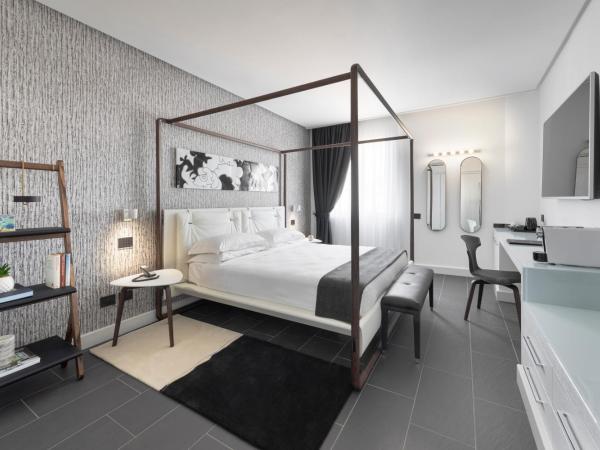 LHP Napoli Palace & SPA : photo 4 de la chambre suite deluxe avec spa privé