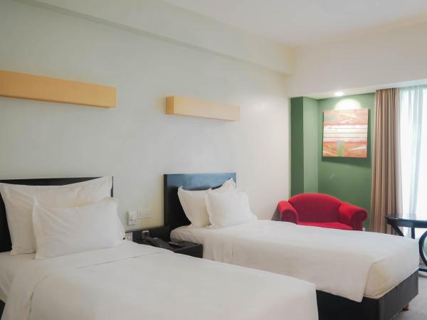 Grandkemang Hotel : photo 1 de la chambre bkm deluxe twin room