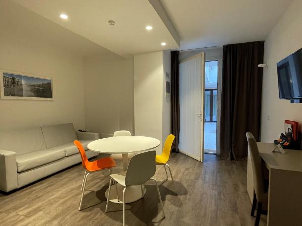 Hotel Studio Inn Centrale & Milano Urban Padel : photo 9 de la chambre suite 1 chambre