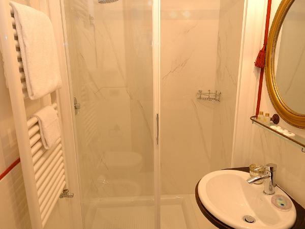 Residenza La Loggia : photo 8 de la chambre chambre double