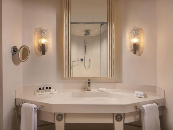 Sheraton Ankara Hotel & Convention Center : photo 8 de la chambre suite premium avec accès au salon club