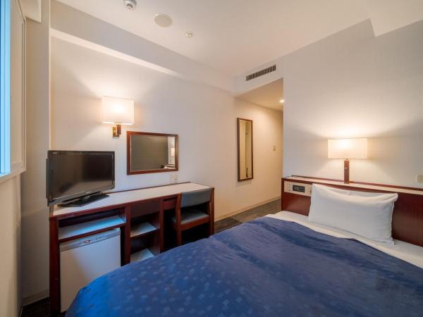 Meitetsu Inn Nagoya Ekimae : photo 2 de la chambre chambre double avec petit lit double - non-fumeurs