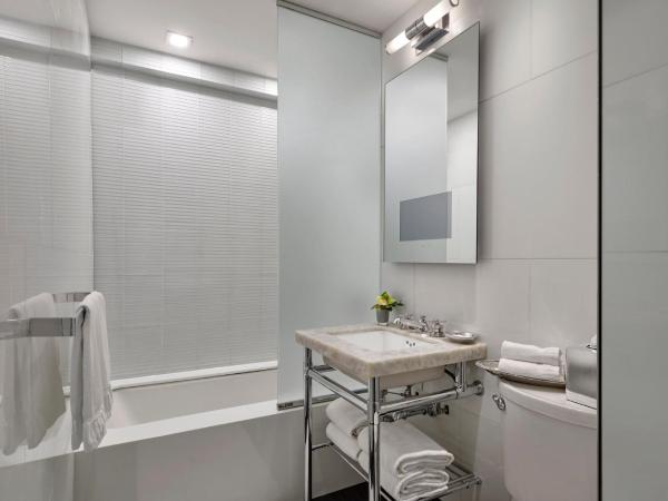 Loews Regency New York Hotel : photo 1 de la chambre classic 1970s apartment suite 