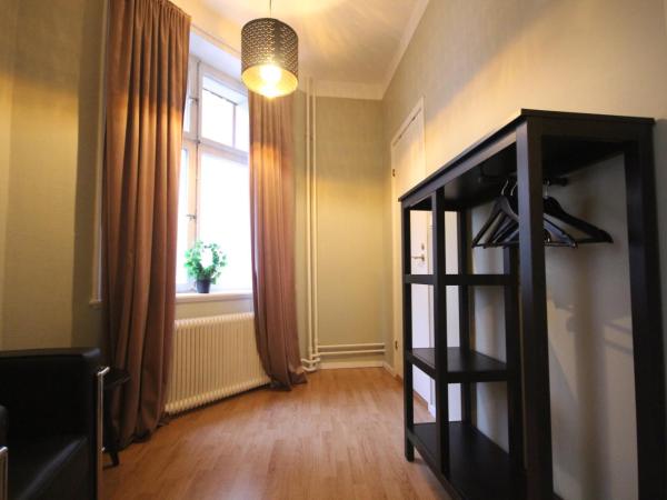 Vattengrändens Vandrarhem & Hotel : photo 3 de la chambre chambre double avec salle de bains privative