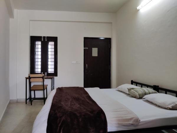 House No 87A : photo 6 de la chambre chambre double Économique