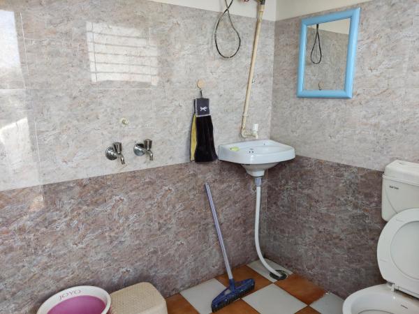 House No 87A : photo 8 de la chambre chambre double Économique