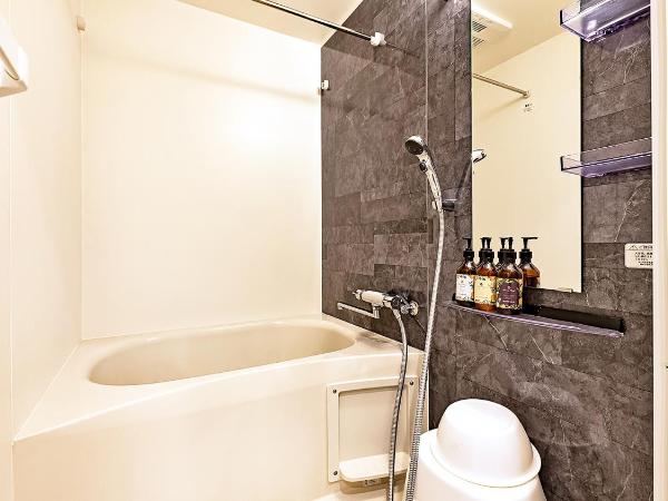 Stay SAKURA Tokyo Asakusa Edo no Mai : photo 6 de la chambre chambre lits jumeaux Économique