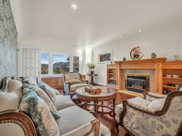 Cozy Dunbar 3 Beds Home w/ Views : photo 4 de la chambre chambre lit queen-size - vue sur mer