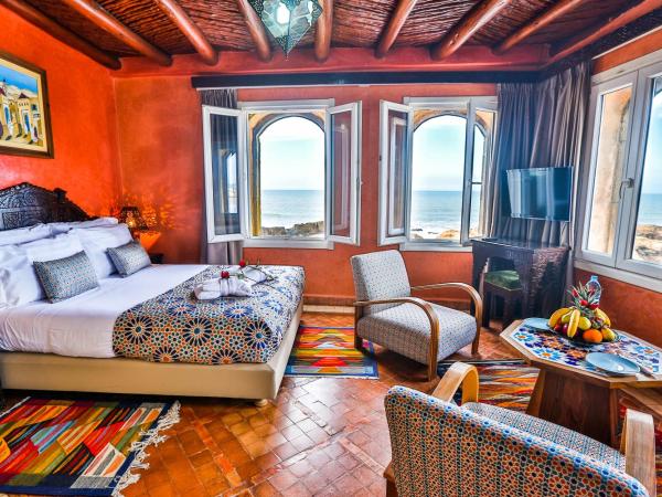 Riad Mimouna : photo 1 de la chambre mini suite avec vue sur mer