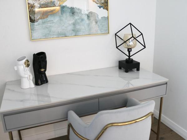 Kooii Apartments : photo 2 de la chambre two bedroom apartment - free wifi