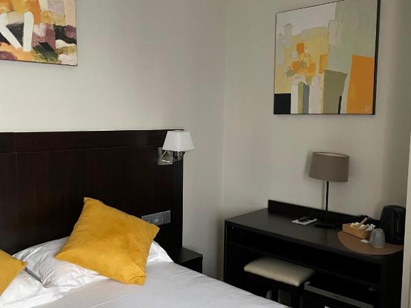 Hôtel Le Beaugency : photo 3 de la chambre chambre simple