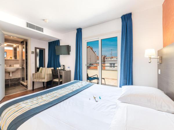 Hôtel Hoche : photo 3 de la chambre chambre double supérieure avec terrasse