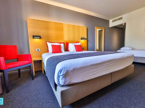 Hotel De La Couronne Liege : photo 4 de la chambre chambre triple standard