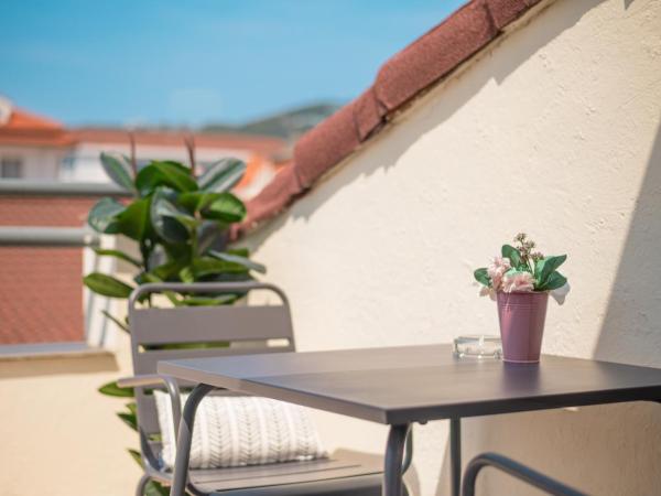 Hôtel Hoche : photo 8 de la chambre chambre double supérieure avec terrasse