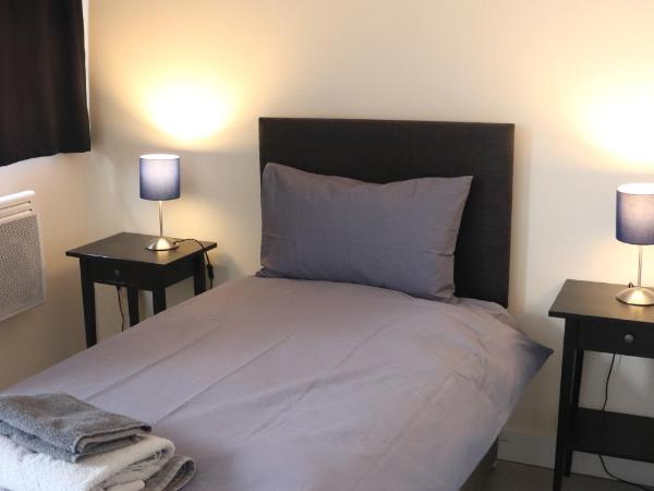 Dockside Lodge : photo 1 de la chambre chambre triple standard