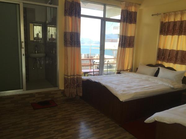 Hello Inn Guest House & Apartment : photo 4 de la chambre chambre deluxe double ou lits jumeaux