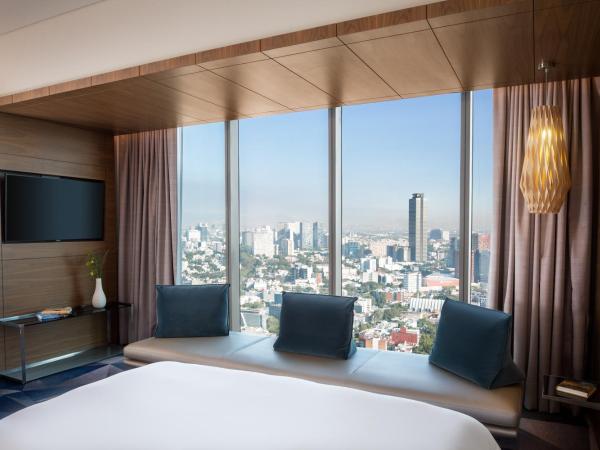 Sofitel Mexico City Reforma : photo 9 de la chambre junior king suite with club millésime access and view