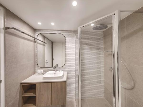 Adina Apartment Hotel Coogee Sydney : photo 4 de la chambre studio lit queen-size 