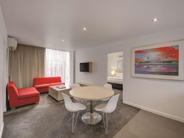 Travelodge Hotel Melbourne Docklands : photo 1 de la chambre appartement 2 chambres