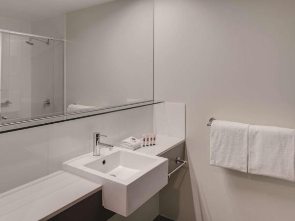 Travelodge Hotel Melbourne Docklands : photo 3 de la chambre chambre triple standard