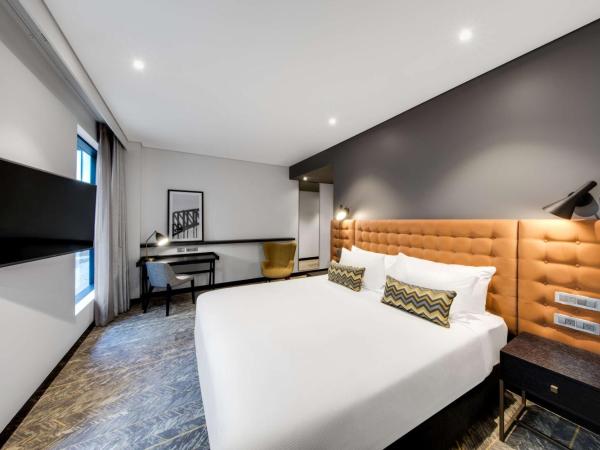 Vibe Hotel North Sydney : photo 1 de la chambre chambre lit king-size standard