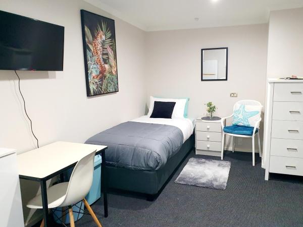 Extended Stay City Hostel : photo 3 de la chambre chambre lits jumeaux spacieuse