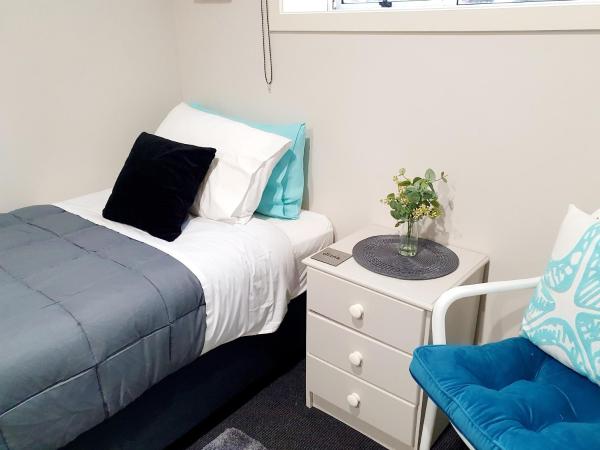 Extended Stay City Hostel : photo 8 de la chambre chambre lits jumeaux spacieuse