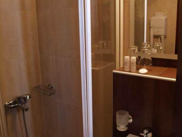 Hotel Filoxenia : photo 6 de la chambre chambre lits jumeaux