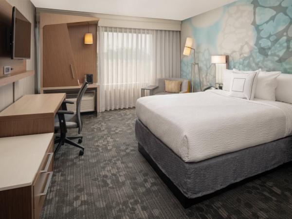 Courtyard by Marriott Portland Airport : photo 1 de la chambre chambre double