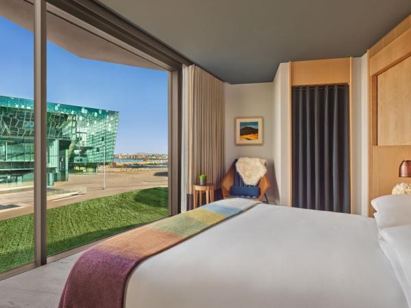 The Reykjavik EDITION : photo 1 de la chambre chambre avec lit king-size deluxe - vue sur harpa