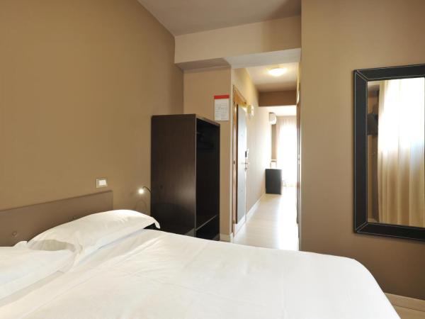 M14 Hotel & Spa : photo 2 de la chambre chambre triple