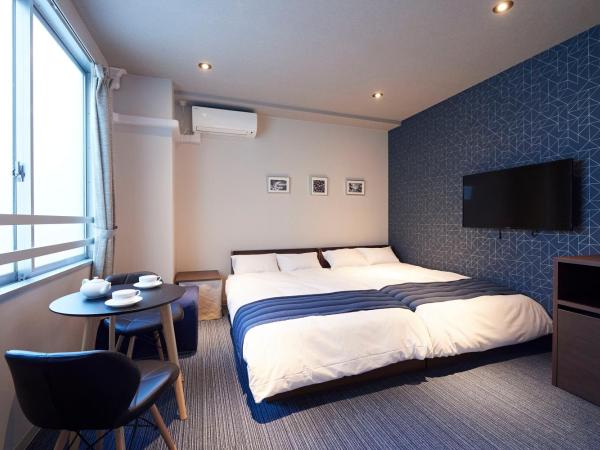 Turn Table : photo 1 de la chambre chambre lits jumeaux