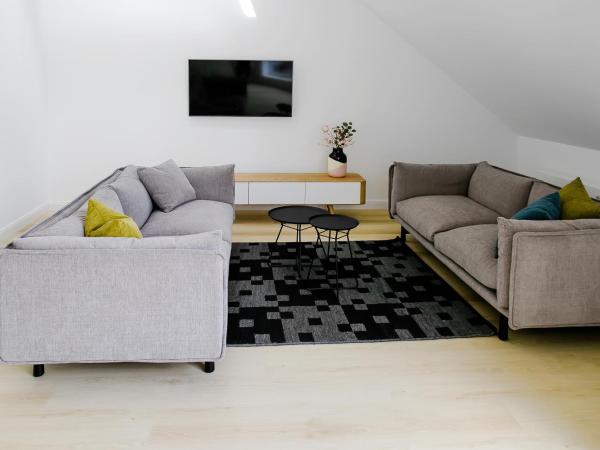 Louis & Louise Apartments & Lofts Am Wall I Digital Check In : photo 2 de la chambre appartement loft 1 chambre avec balcon