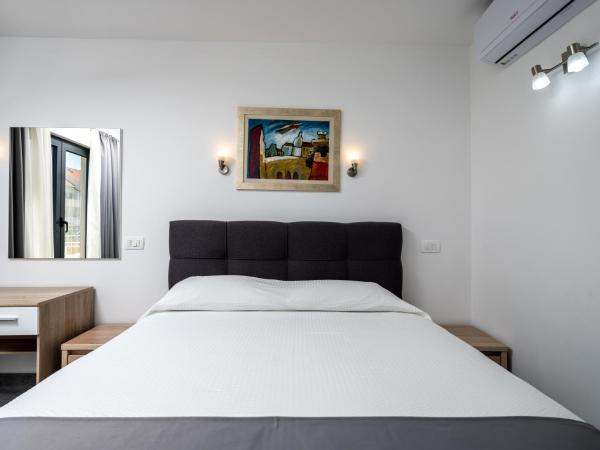 D-Elegant Lapad Dubrovnik : photo 6 de la chambre appartement - vue sur jardin