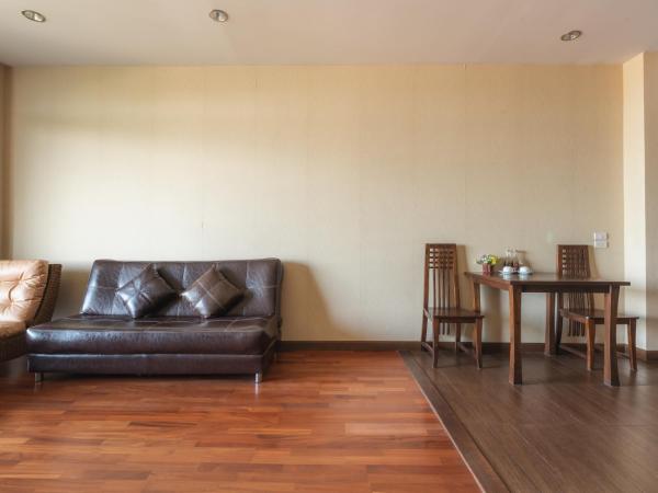 Khammon Lanna Resort Chiang Mai : photo 5 de la chambre suite junior avec balcon