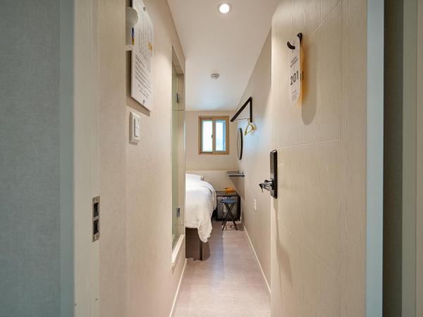 Life in Euljiro : photo 1 de la chambre economy double room 201