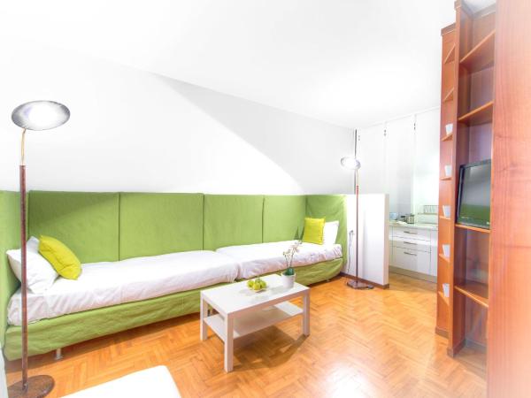 B&B San Benedetto : photo 10 de la chambre appartement familial