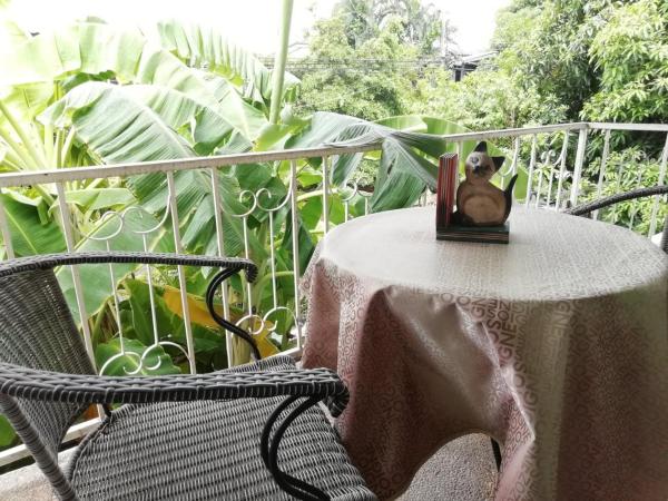 Naturbliss Resort Village : photo 4 de la chambre chambre simple avec salle de bains commune